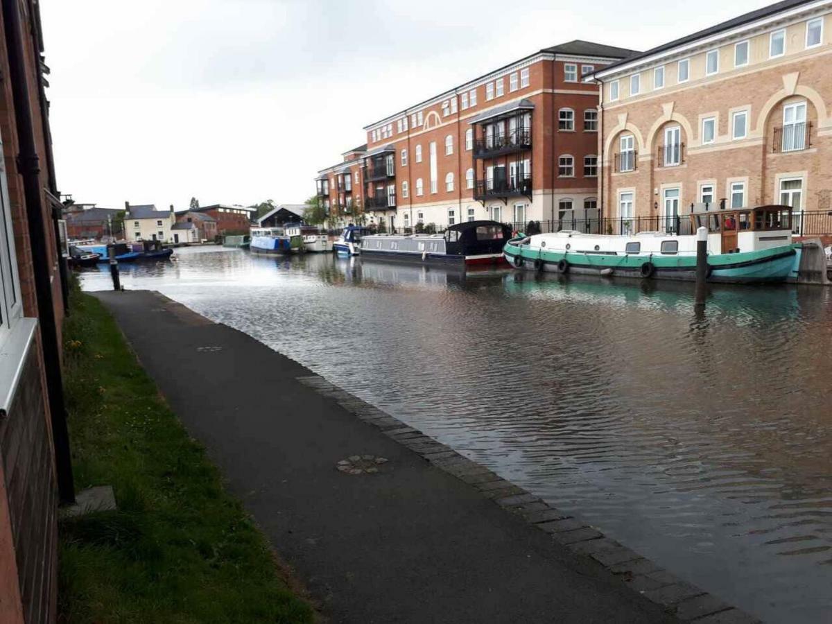 Canal Side Worcester Ngoại thất bức ảnh